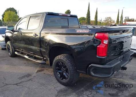 2021 Chevrolet Silverado 1500 4Wd Short Bed Lt Trail Boss z USA, uszkodzony, nr VIN 3GCPYFED6MG127973